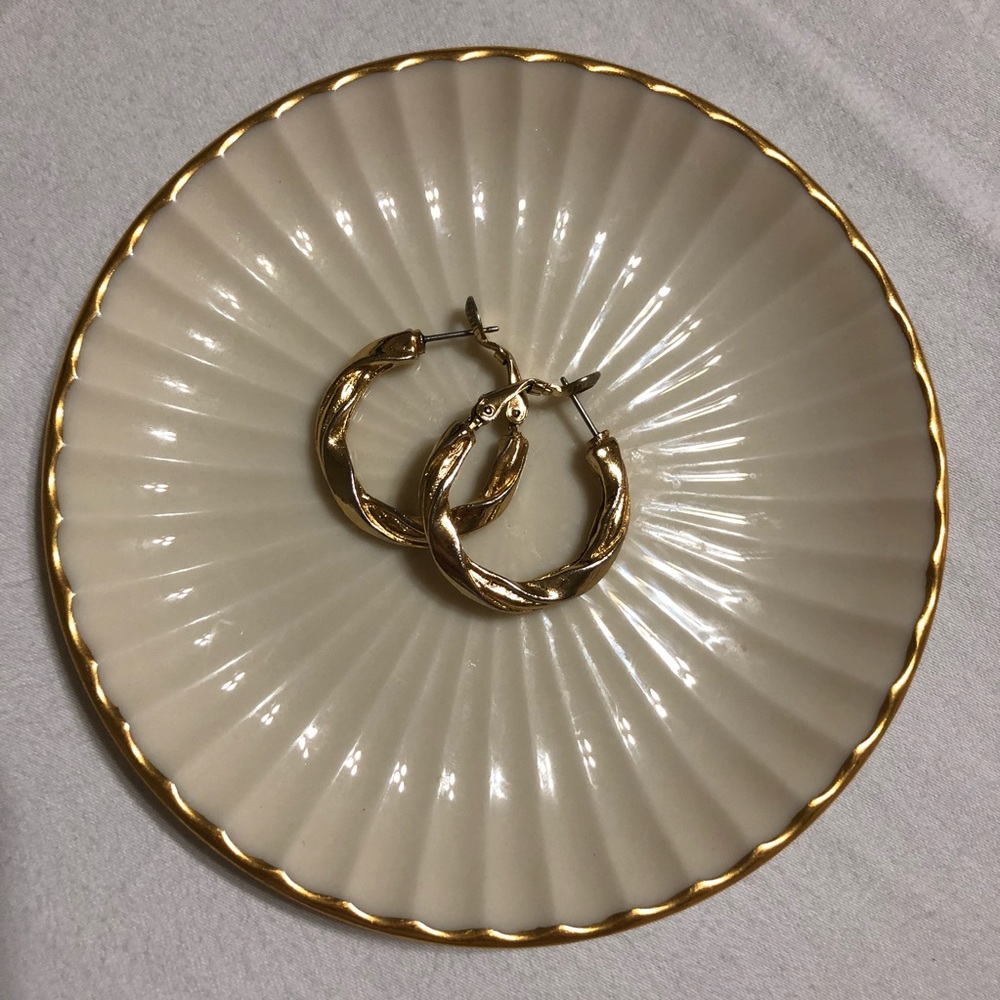 Vintage GOLD Earrings